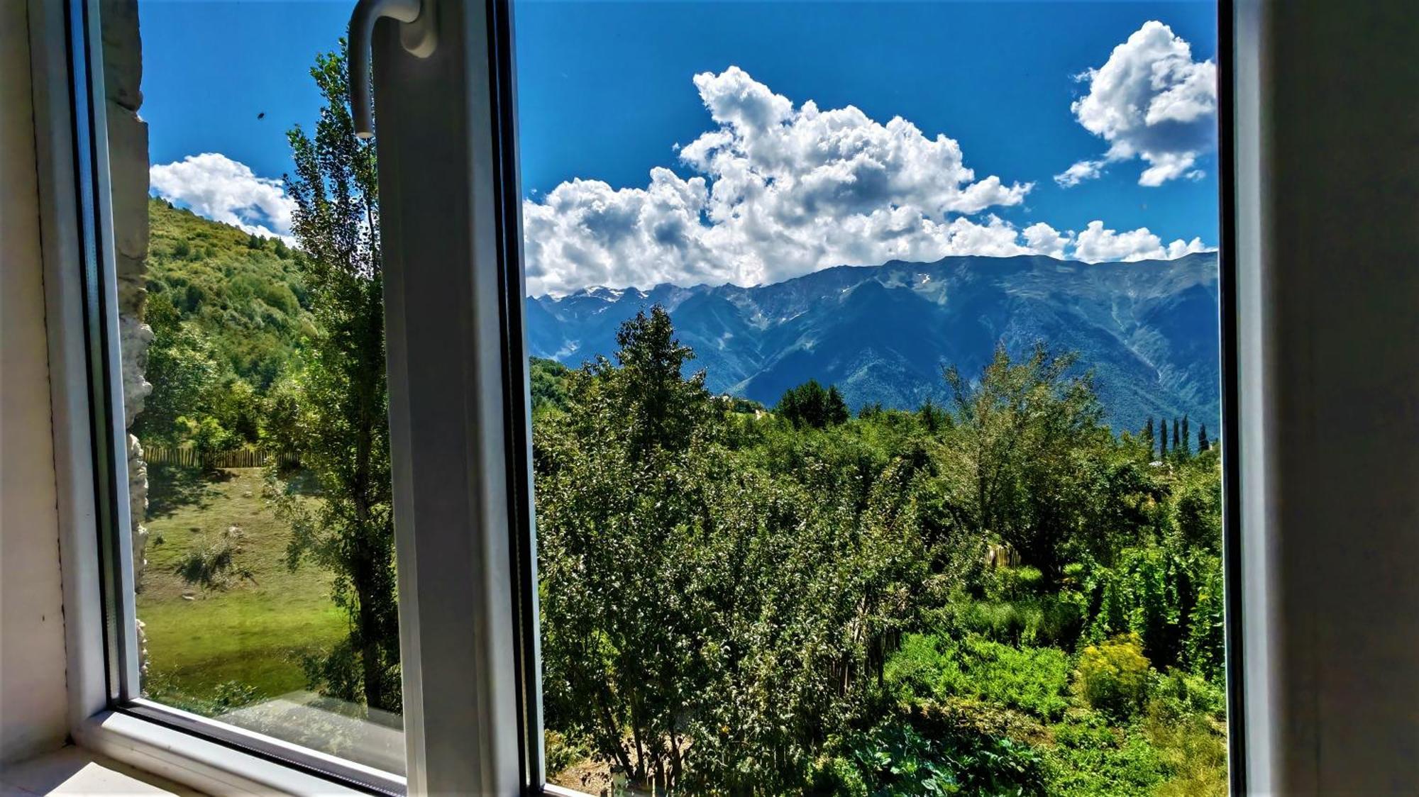 Gujejiani Guest House 메스티아 외부 사진